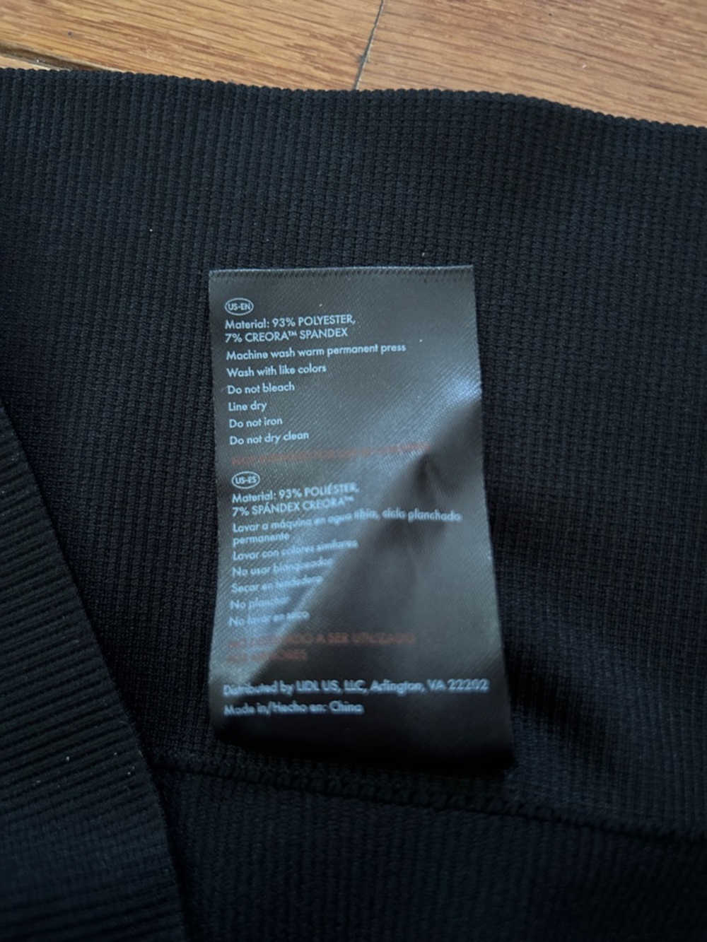 Black Seamless High-Waisted Biker Shorts Size L 12/14 NWT - Picture 3 of 4